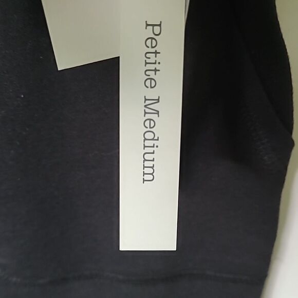 NEW PM RELAXED COMFORT TECH BLACK LIGHTWEIGHT CAPRI PANTS PETITE MEDIUM NWT - Picture 5 of 10